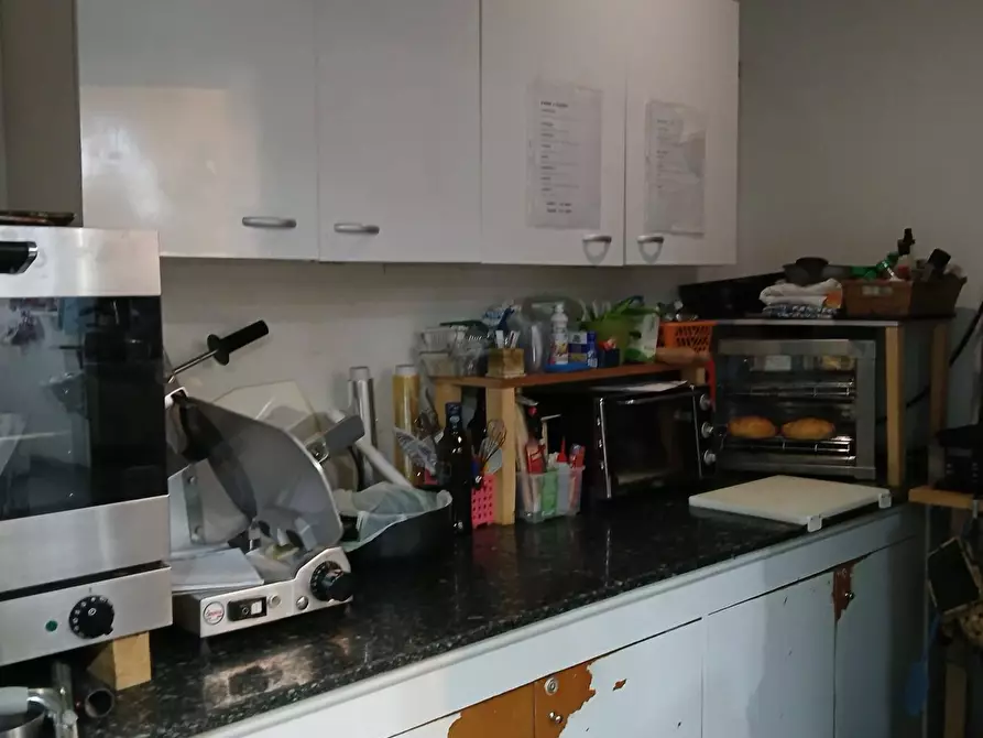 Immagine 13 di Bar / Ristorante in vendita  in via spluga 69 a Olginate