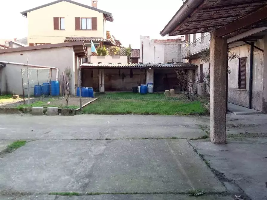 Immagine 11 di Rustico / casale in vendita  in Circonvallazione 2 a Brignano Gera D'adda