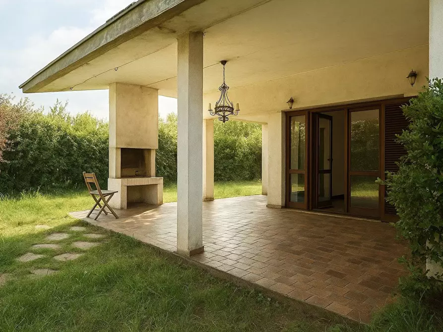 Immagine 4 di Villa in vendita  in via Zavaritt 200 a Gorle