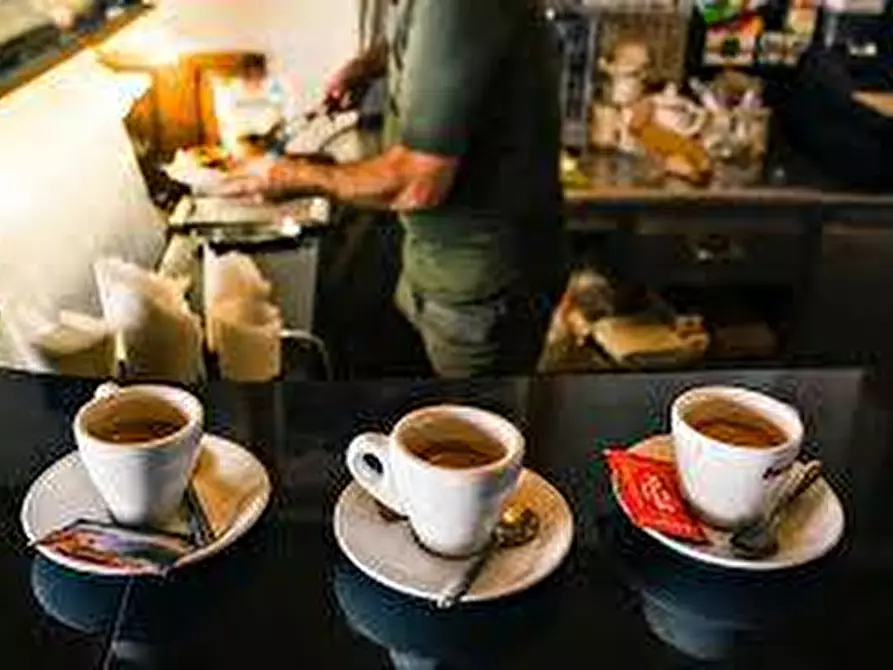 Immagine 4 di Bar / Ristorante in vendita  in vai Trieste a Chiuduno