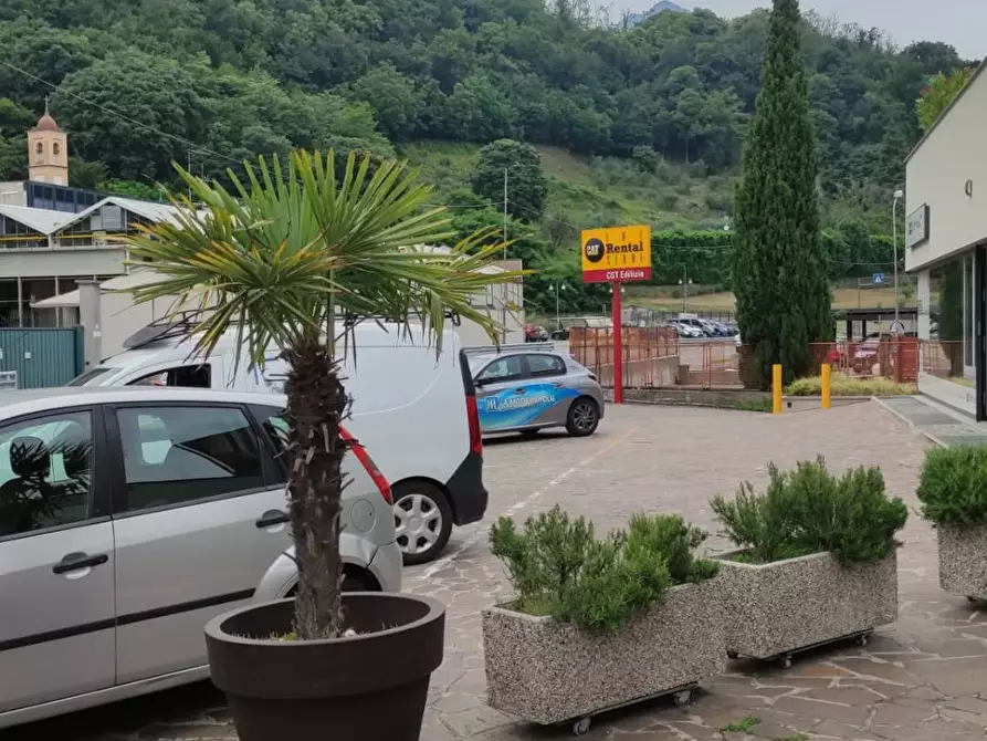 Immagine 14 di Bar / Ristorante in vendita  in via Roma 23 a Pescate