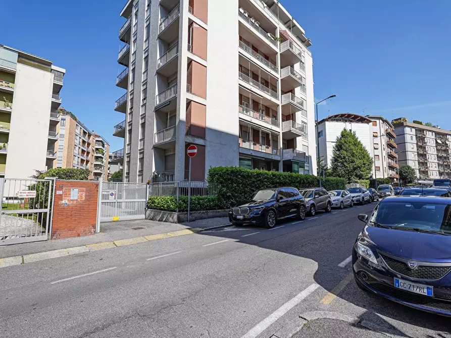 Immagine 43 di Appartamento in vendita  in via IV novembre 14 a Bergamo