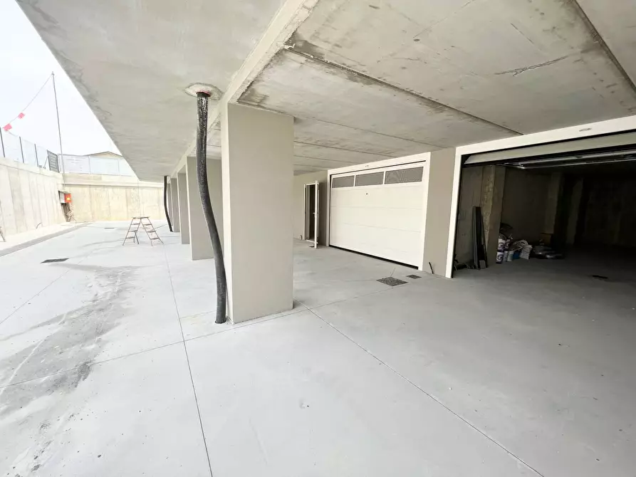 Immagine 39 di Appartamento in vendita  in Via Don Gonella 21 a Azzano San Paolo