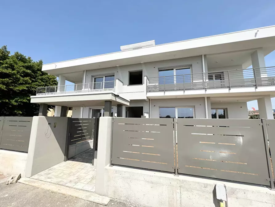 Immagine 21 di Appartamento in vendita  in Via Don Gonella 21 a Azzano San Paolo