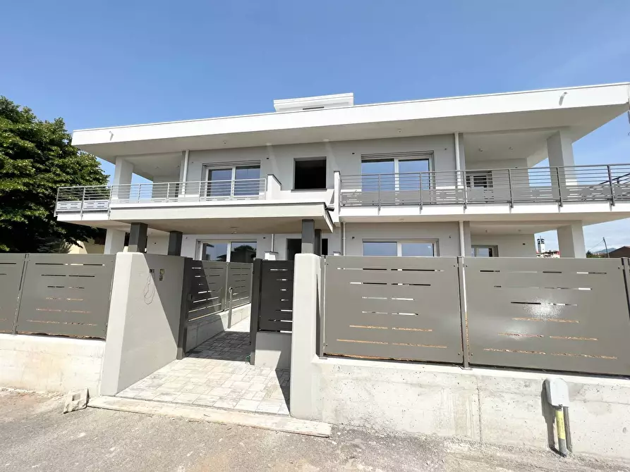 Immagine 24 di Appartamento in vendita  in Via Don Gonella 21 a Azzano San Paolo