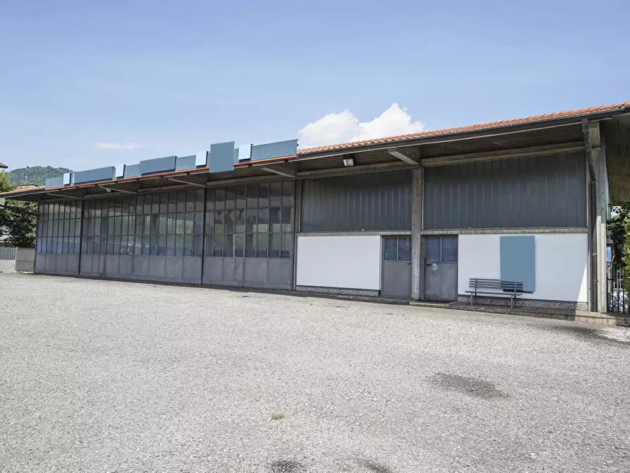 Immagine 2 di Capannone industriale in vendita  in DONIZETTI 7 a Carvico