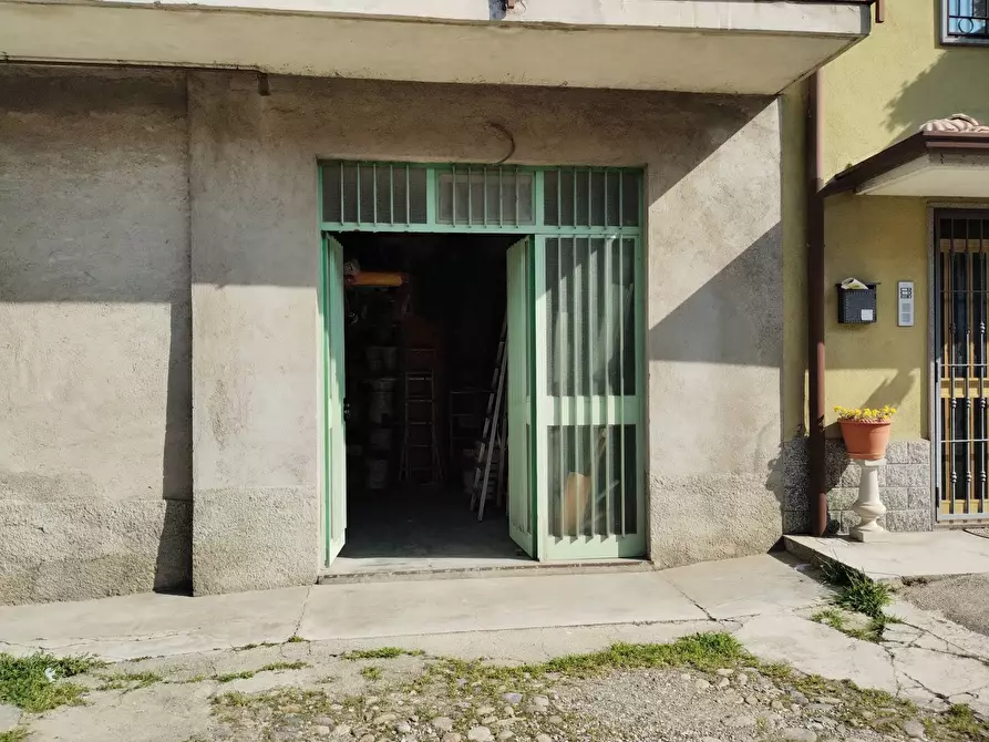 Immagine 25 di Appartamento in vendita  in VIA PIAVE 26 a Madone