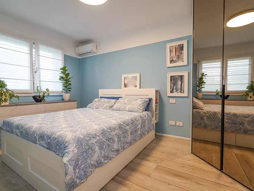 Immagine 13 di Appartamento in vendita  in Via Madonna Casulana 10 a Bergamo