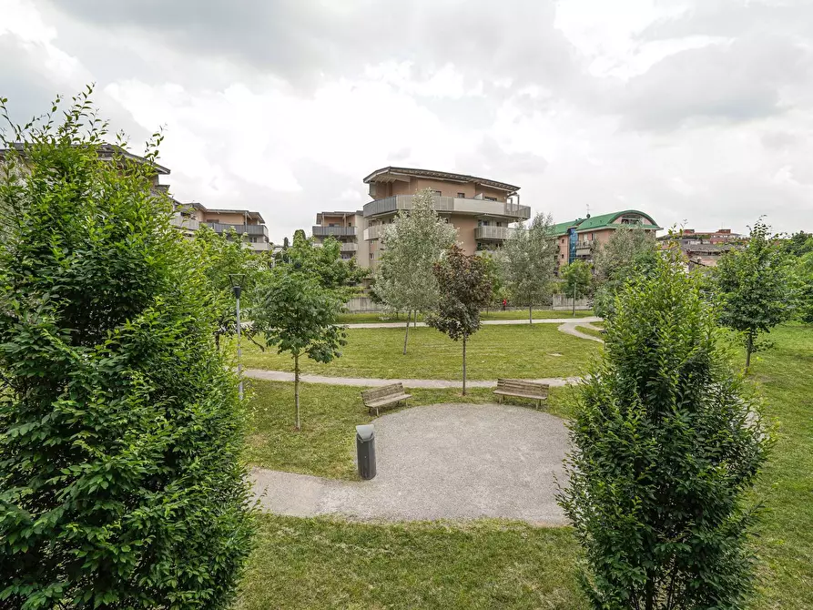 Immagine 6 di Appartamento in vendita  in Via Madonna Casulana 10 a Bergamo