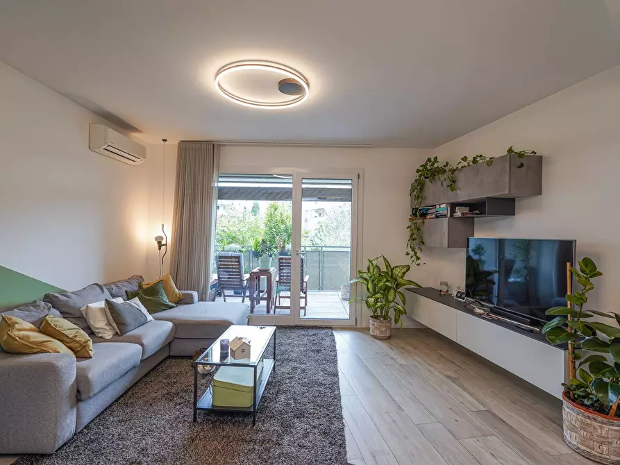 Immagine 9 di Appartamento in vendita  in Via Madonna Casulana 10 a Bergamo