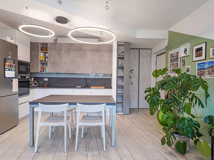 Immagine 11 di Appartamento in vendita  in Via Madonna Casulana 10 a Bergamo