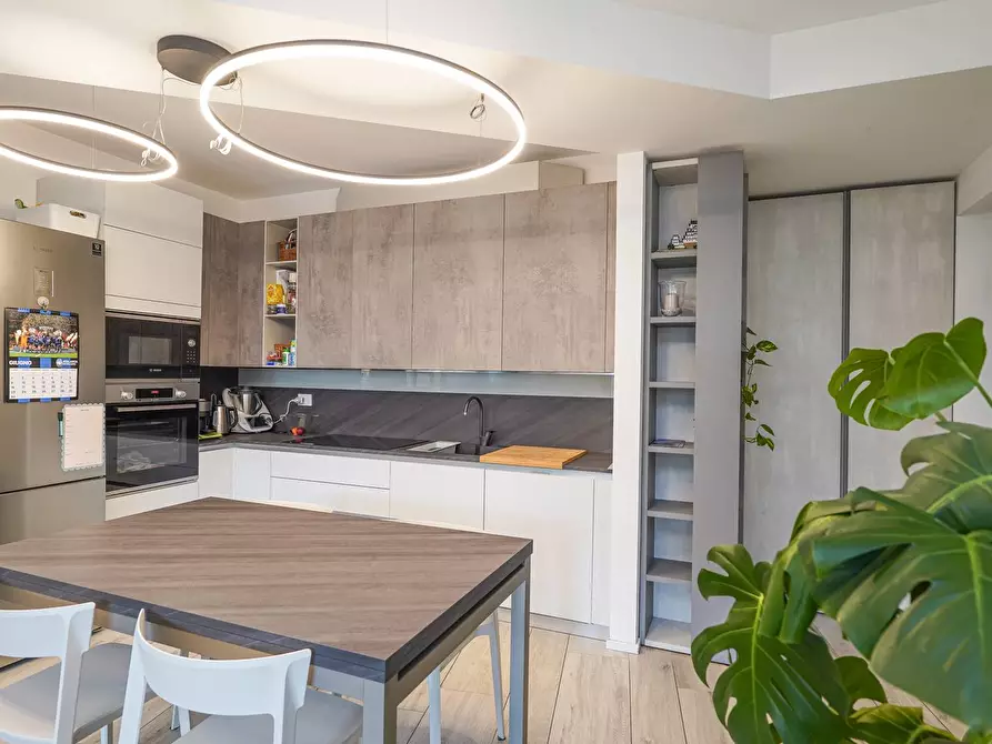 Immagine 5 di Appartamento in vendita  in Via Madonna Casulana 10 a Bergamo