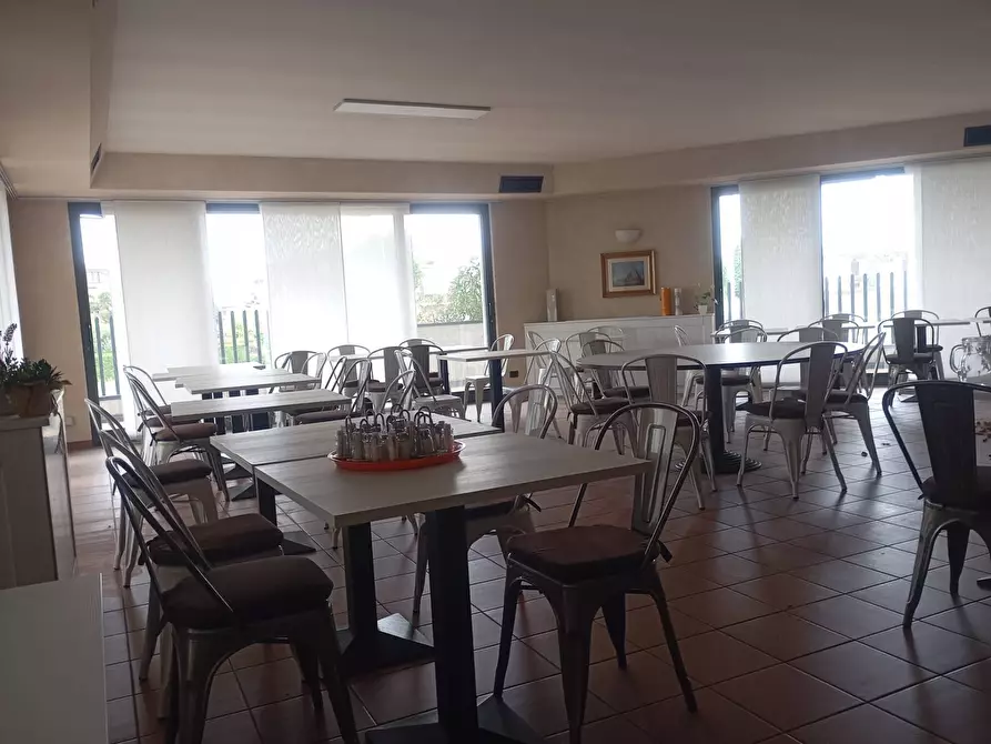 Immagine 22 di Attività commerciale in affitto  in VIA ITALIA a Medolago