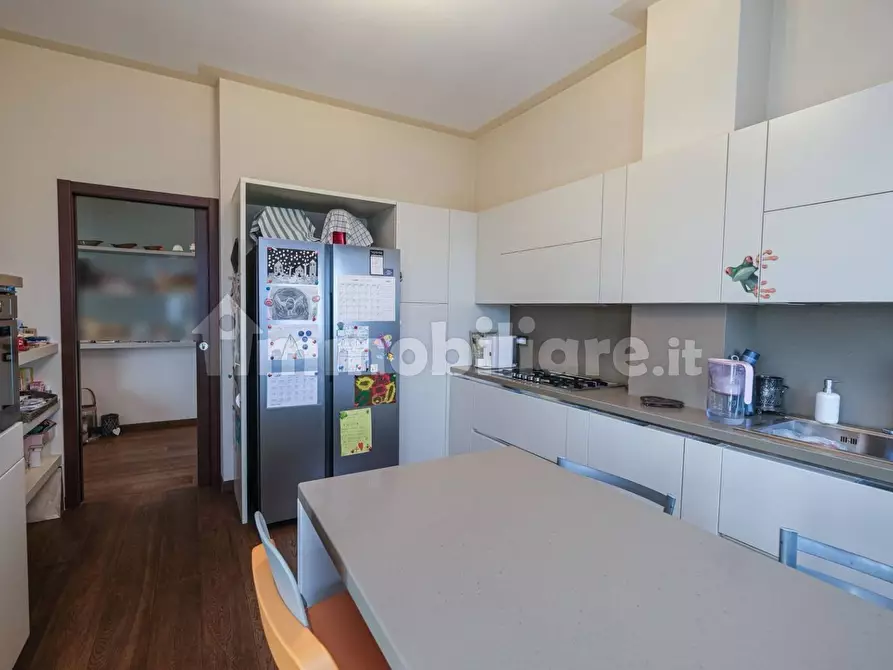 Immagine 8 di Villa in vendita  in viale giuseppe verdi a Merate