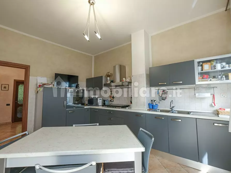 Immagine 25 di Villa in vendita  in viale giuseppe verdi a Merate