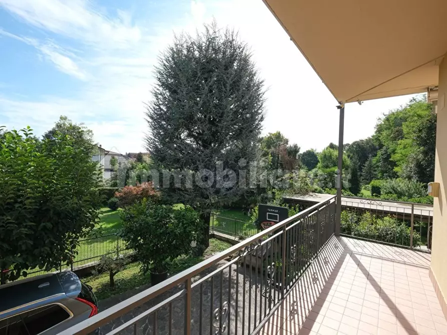 Immagine 42 di Villa in vendita  in viale giuseppe verdi a Merate