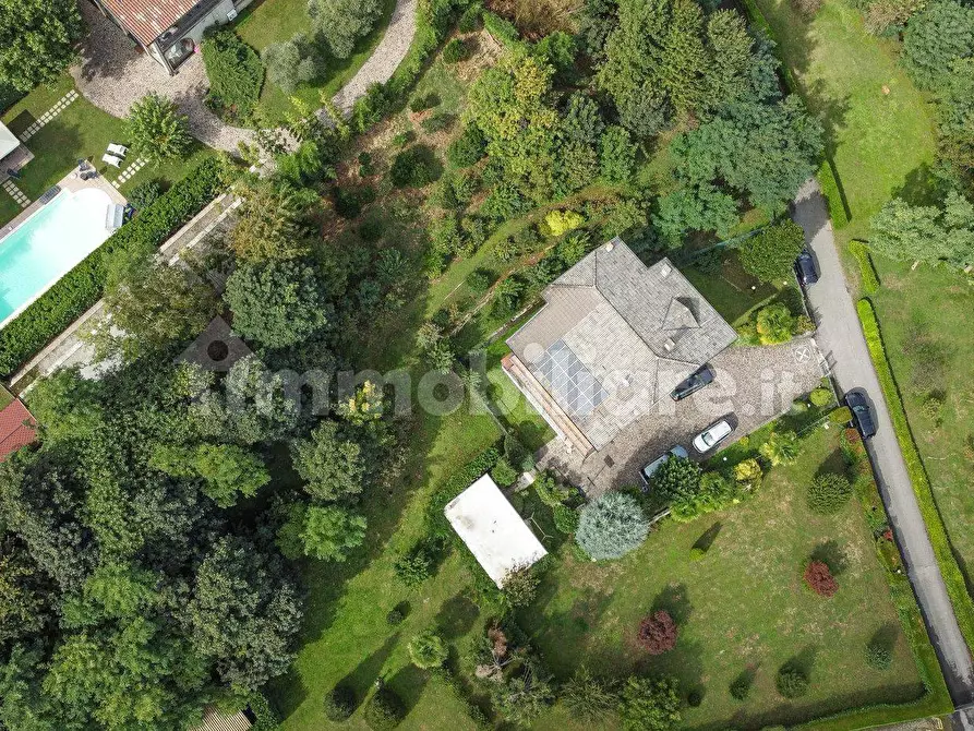 Immagine 44 di Villa in vendita  in viale giuseppe verdi a Merate