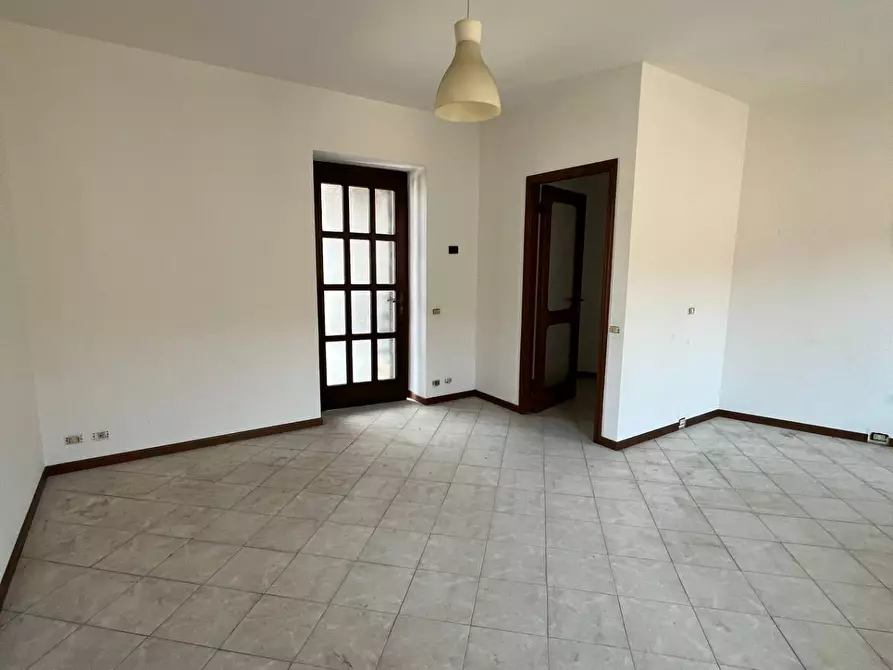 Immagine 5 di Appartamento in vendita  in PAPA GIOVANNI XXIII 74 a Madone