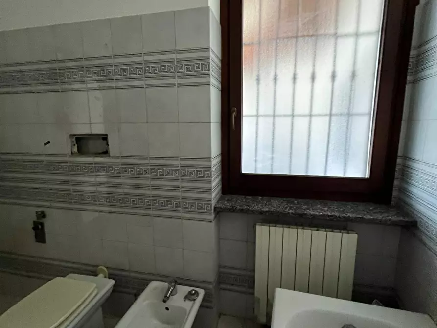 Immagine 15 di Appartamento in vendita  in PAPA GIOVANNI XXIII 74 a Madone