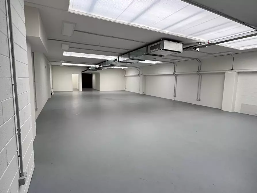 Immagine 3 di Laboratorio in affitto  in Via dell'Innovazione 17 a Treviolo