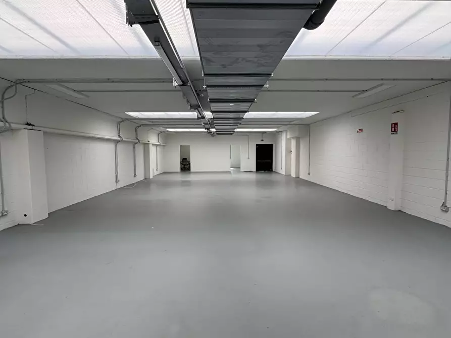 Immagine 5 di Laboratorio in affitto  in Via dell'Innovazione 17 a Treviolo