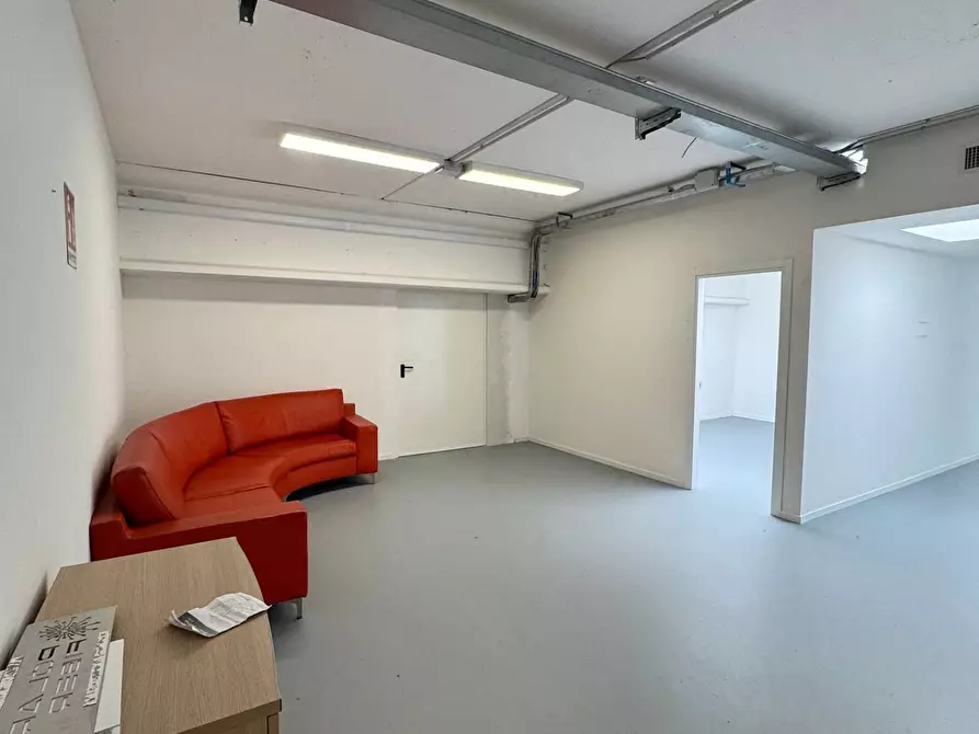 Immagine 15 di Laboratorio in affitto  in Via dell'Innovazione 17 a Treviolo