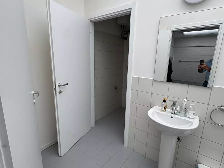 Immagine 23 di Laboratorio in affitto  in Via dell'Innovazione 17 a Treviolo