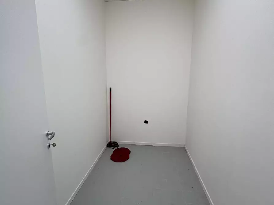 Immagine 26 di Laboratorio in affitto  in Via dell'Innovazione 17 a Treviolo