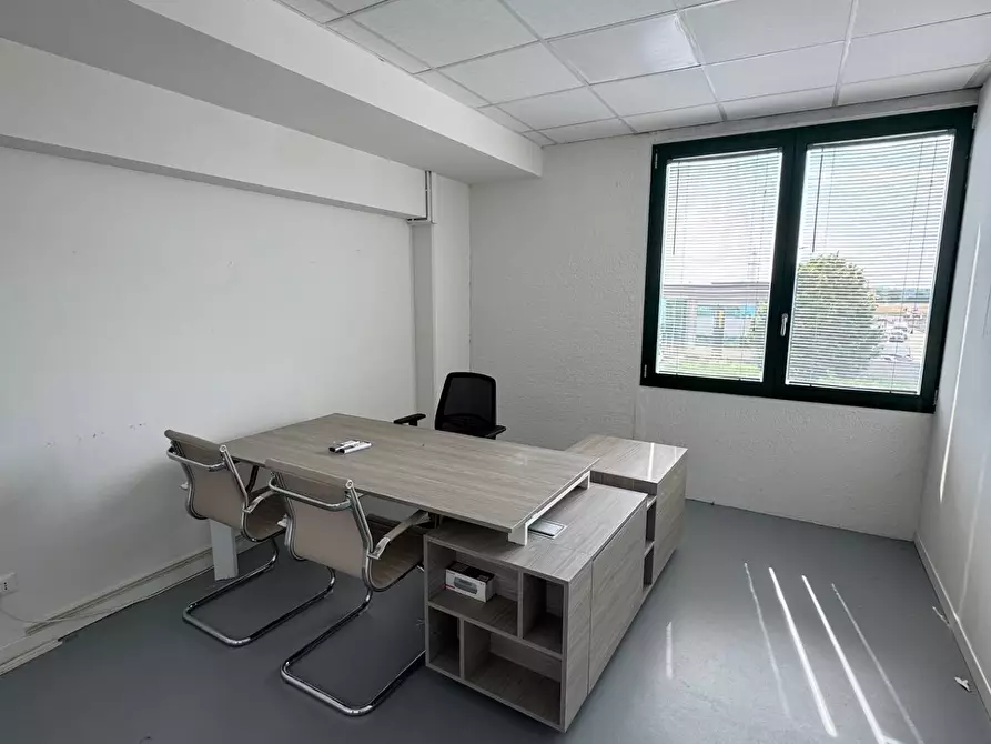 Immagine 8 di Laboratorio in affitto  in Via dell'Innovazione 17 a Treviolo