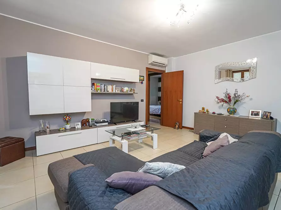 Immagine 5 di Appartamento in vendita  in VIA DEGLI SPALTI 12 a Caravaggio