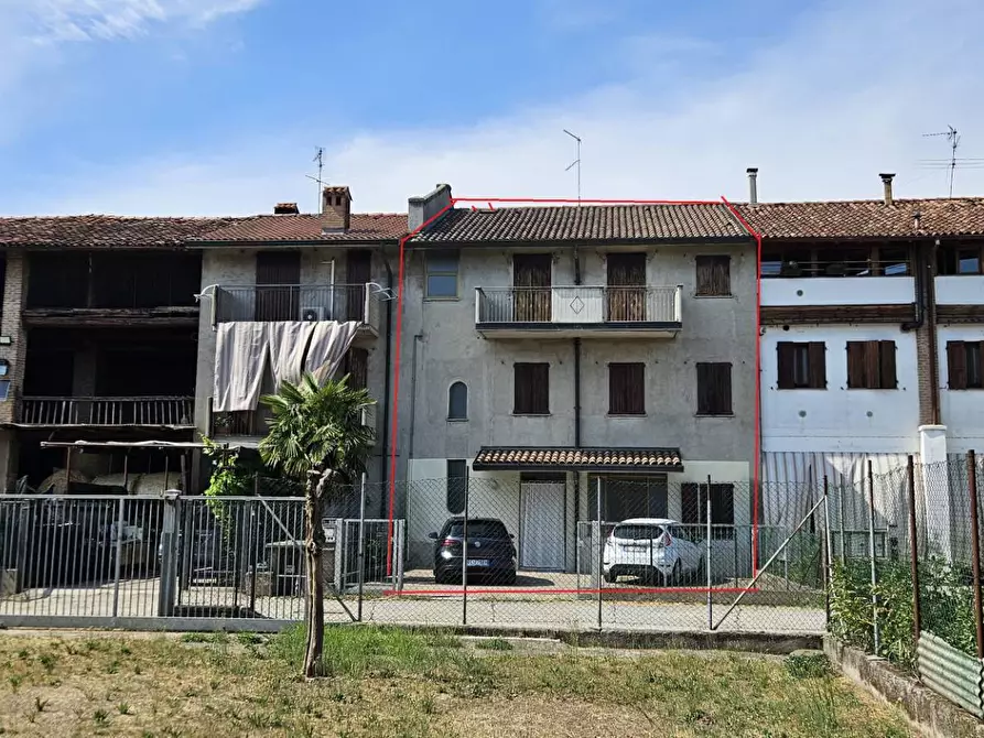 Immagine 8 di Appartamento in vendita  a Urgnano