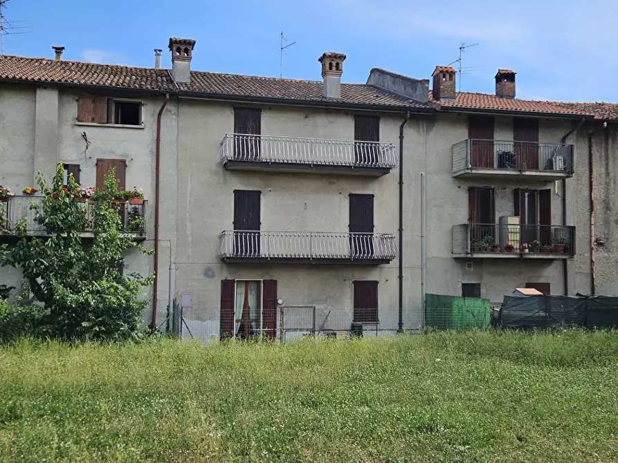 Immagine 2 di Appartamento in vendita  a Urgnano