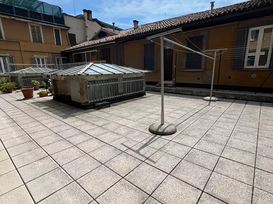 Immagine 16 di Appartamento in vendita  in QUARENGHI 21 a Bergamo