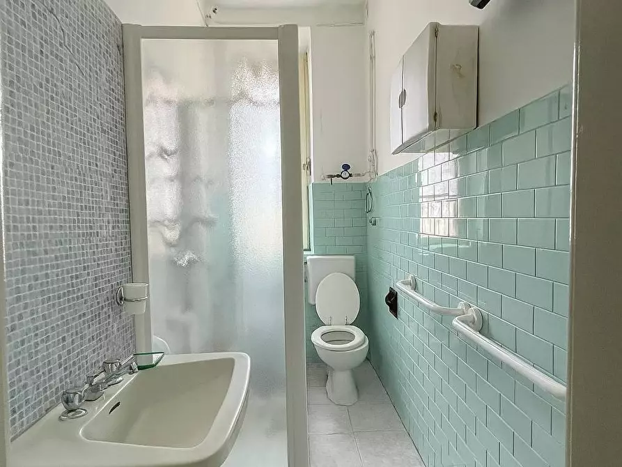 Immagine 8 di Appartamento in vendita  in QUARENGHI 21 a Bergamo