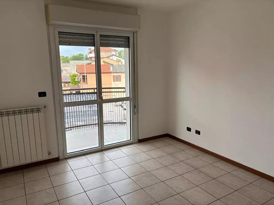 Immagine 16 di Appartamento in vendita  in via Roma 23 a Almenno San Bartolomeo