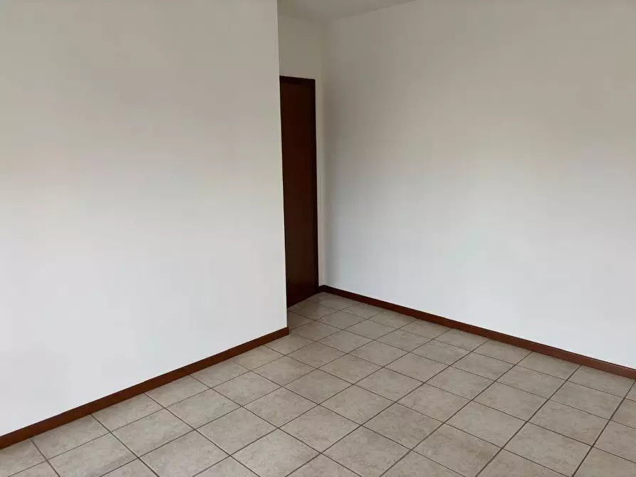 Immagine 19 di Appartamento in vendita  in via Roma 23 a Almenno San Bartolomeo