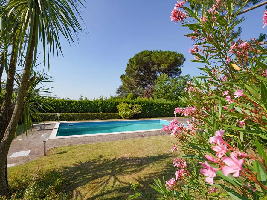 Immagine 10 di Villa in vendita  in Via Valle 1 a Bergamo