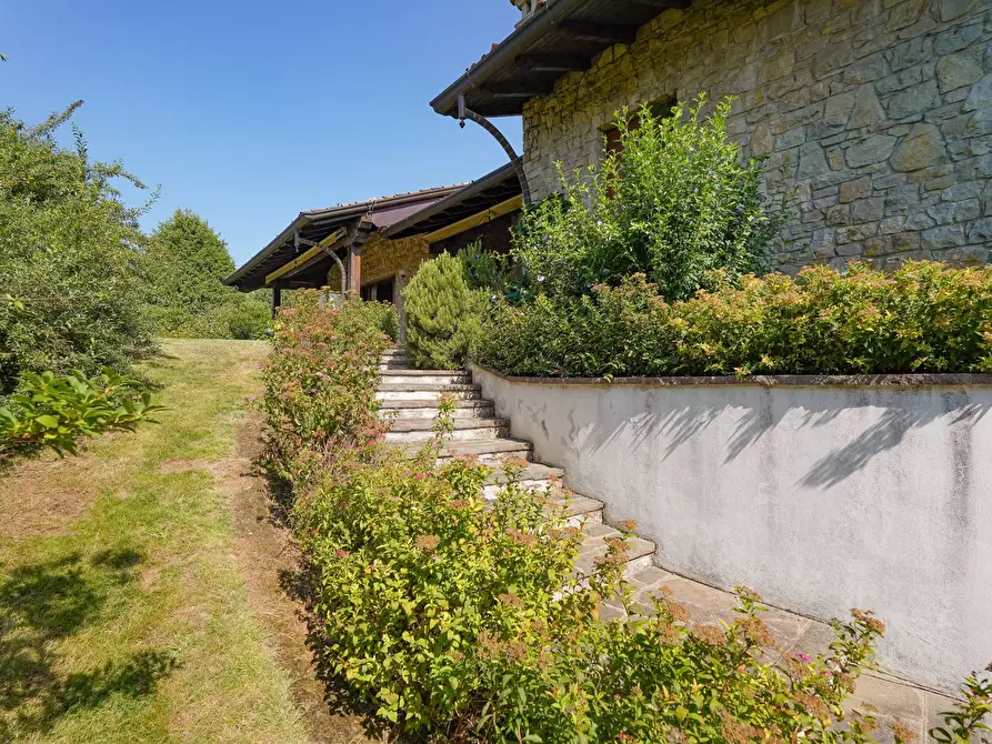 Immagine 15 di Villa in vendita  in Via Valle 1 a Bergamo