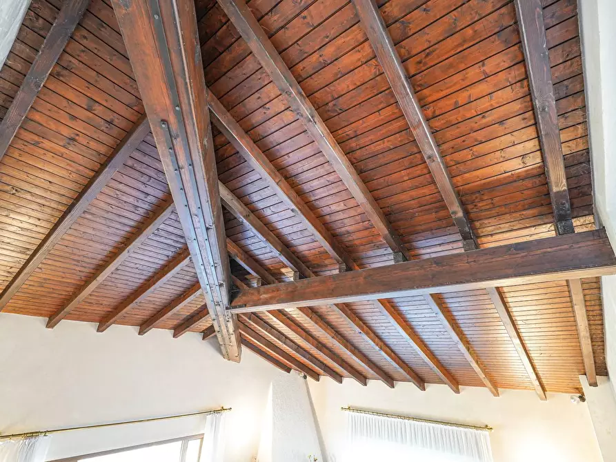 Immagine 33 di Villa in vendita  in Via Valle 1 a Bergamo