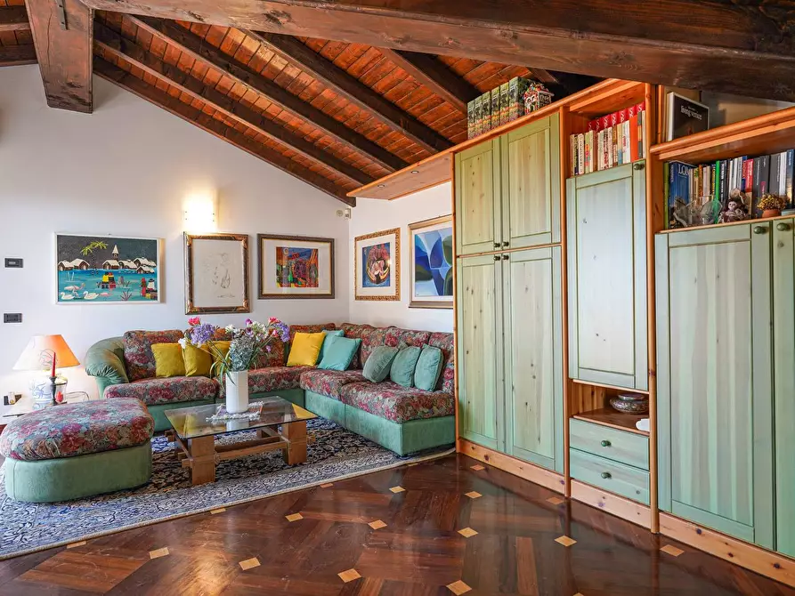 Immagine 38 di Villa in vendita  in Via Valle 1 a Bergamo