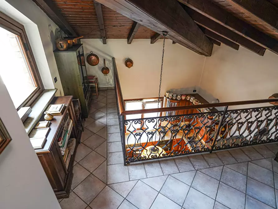 Immagine 41 di Villa in vendita  in Via Valle 1 a Bergamo