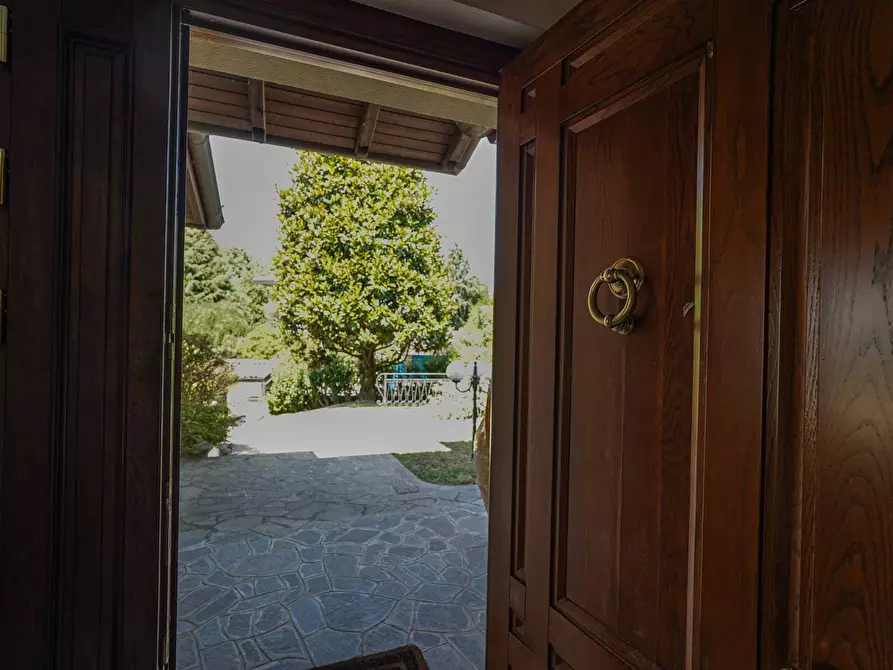 Immagine 48 di Villa in vendita  in Via Valle 1 a Bergamo