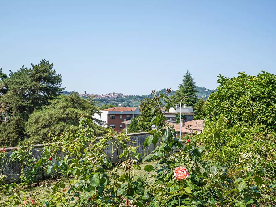 Immagine 52 di Villa in vendita  in Via Valle 1 a Bergamo