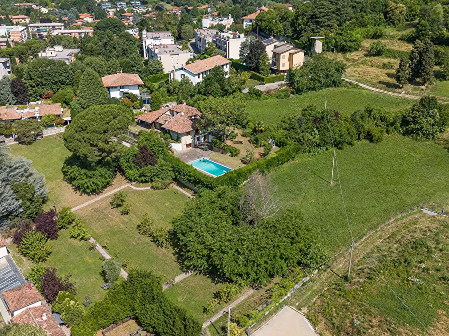 Immagine 63 di Villa in vendita  in Via Valle 1 a Bergamo