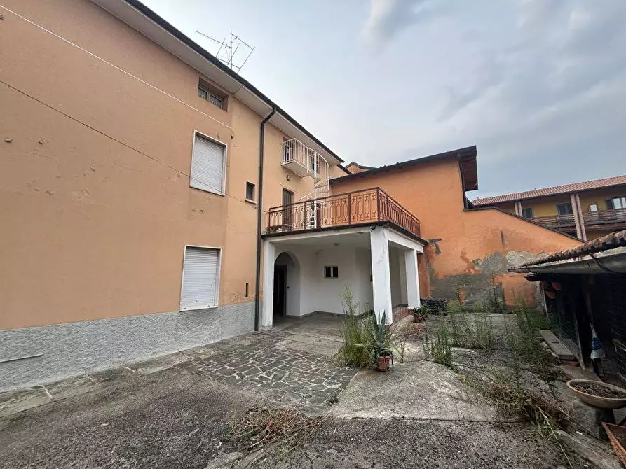 Immagine 2 di Casa indipendente in vendita  in via Carvisi a Terno D'isola