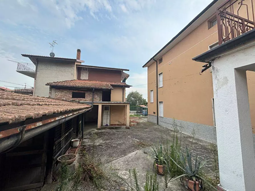 Immagine 6 di Casa indipendente in vendita  in via Carvisi a Terno D'isola