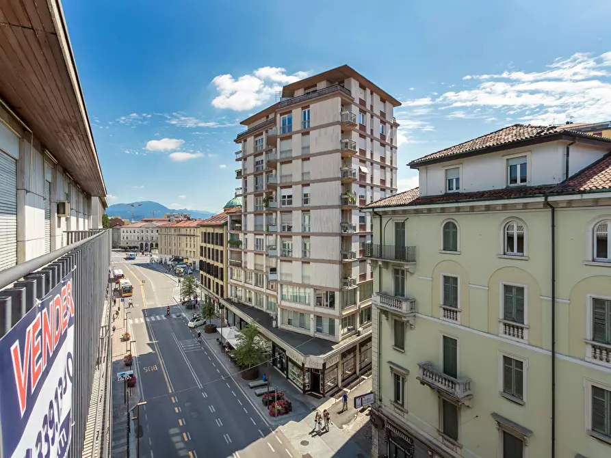 Immagine 12 di Appartamento in vendita  in Passaggio Don Antonio Seghezzi 2 a Bergamo