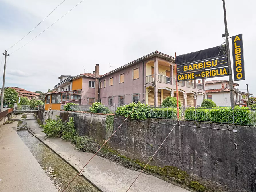 Immagine 16 di Palazzo in vendita  in Via vittorio Veneto 1 a Almenno San Bartolomeo