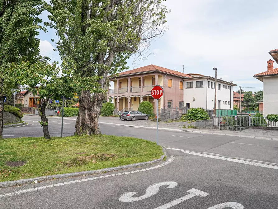 Immagine 20 di Palazzo in vendita  in Via vittorio Veneto 1 a Almenno San Bartolomeo