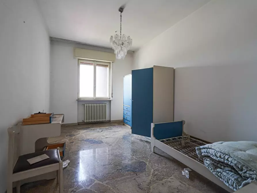 Immagine 32 di Palazzo in vendita  in Via vittorio Veneto 1 a Almenno San Bartolomeo